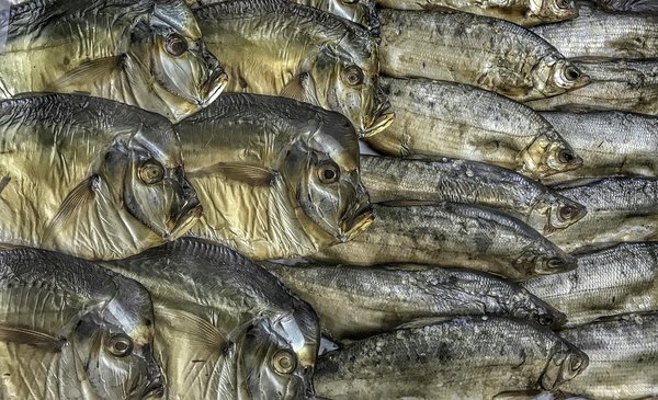 L'alimentation anti-âge et le sommeil : un duo gagnant